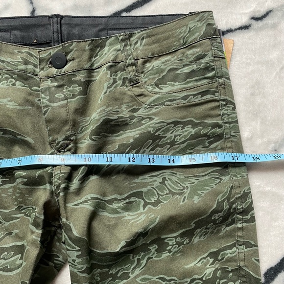 REVERSIBLE Hurley Black/Army Skinny Pants Size 29 - Picture 5 of 10